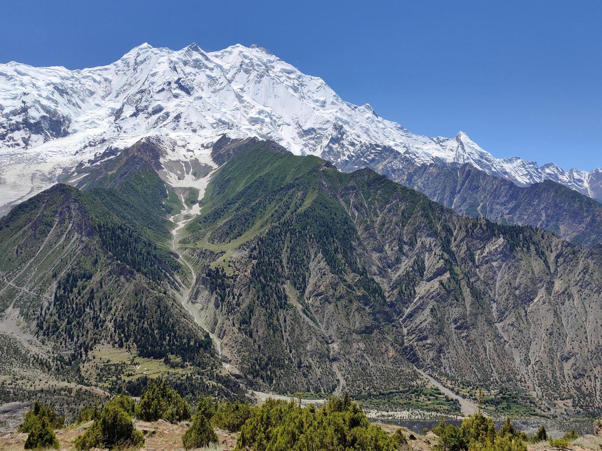 Rakaposhi Amin Hotel & Restaurant Pissan Hunza Nagar Gilgit Baltistan Exterior photo