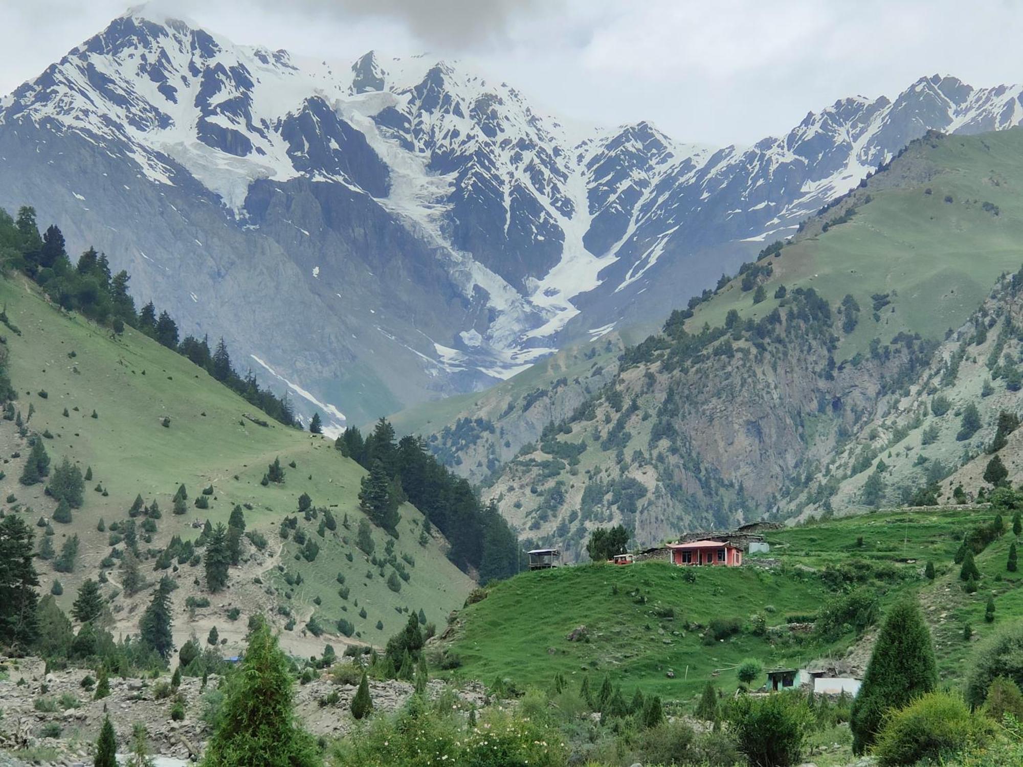 Rakaposhi Amin Hotel & Restaurant Pissan Hunza Nagar Gilgit Baltistan Exterior photo