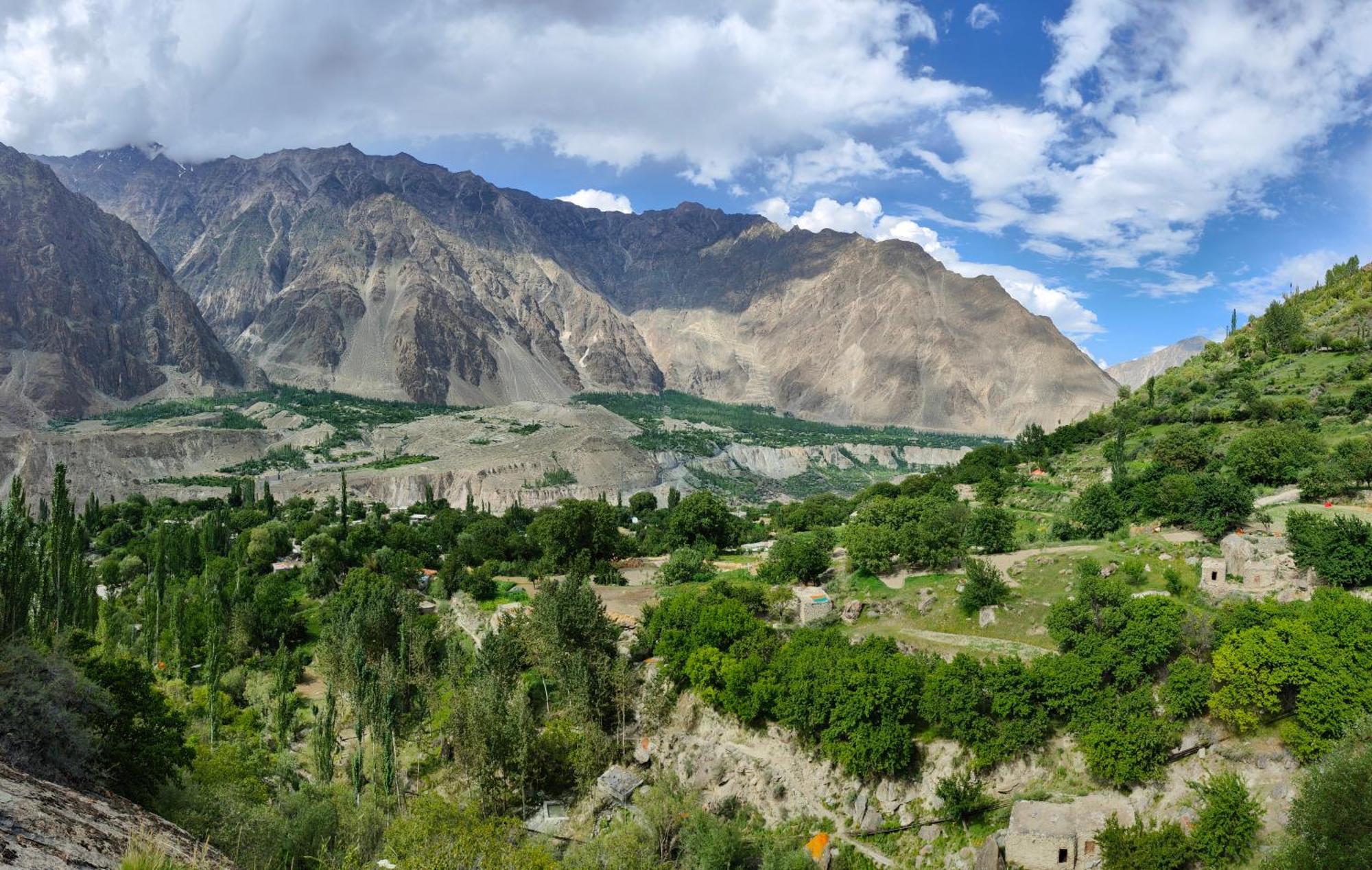 Rakaposhi Amin Hotel & Restaurant Pissan Hunza Nagar Gilgit Baltistan Exterior photo