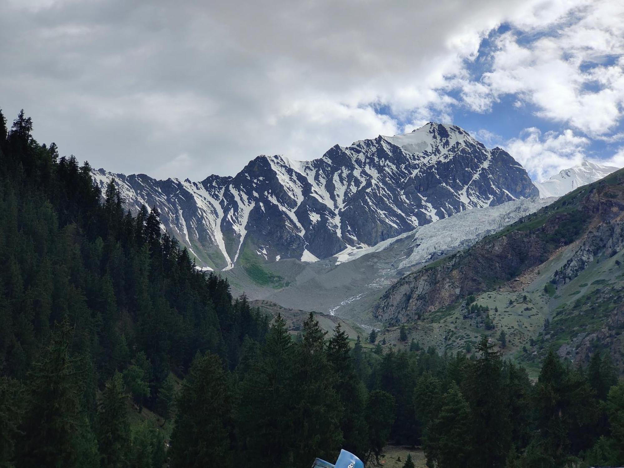 Rakaposhi Amin Hotel & Restaurant Pissan Hunza Nagar Gilgit Baltistan Exterior photo